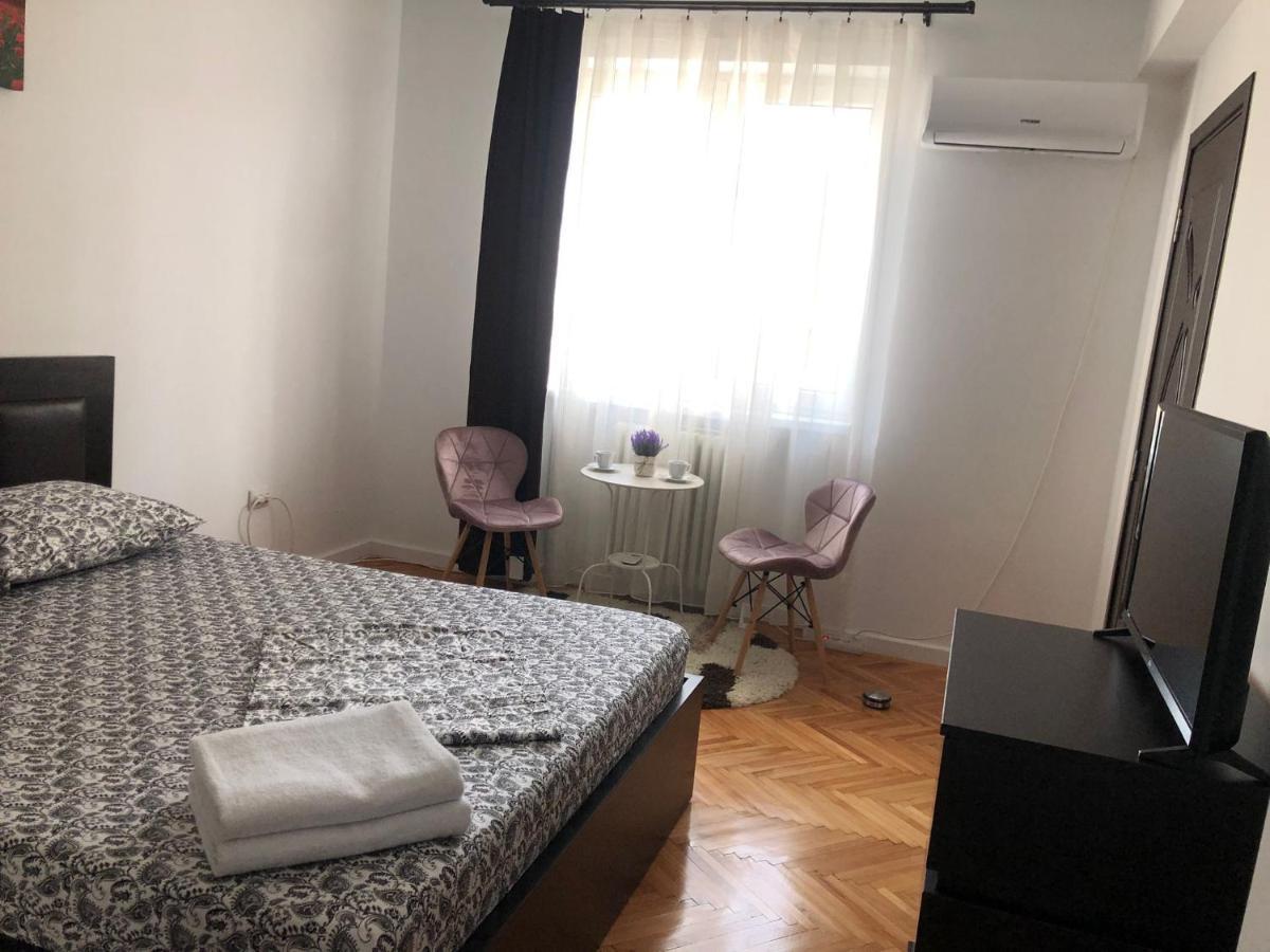 Studio Central Doamnei Бухарест Экстерьер фото